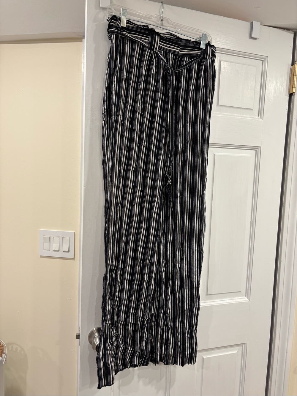 Express Black and White Striped Wide-Leg Pants